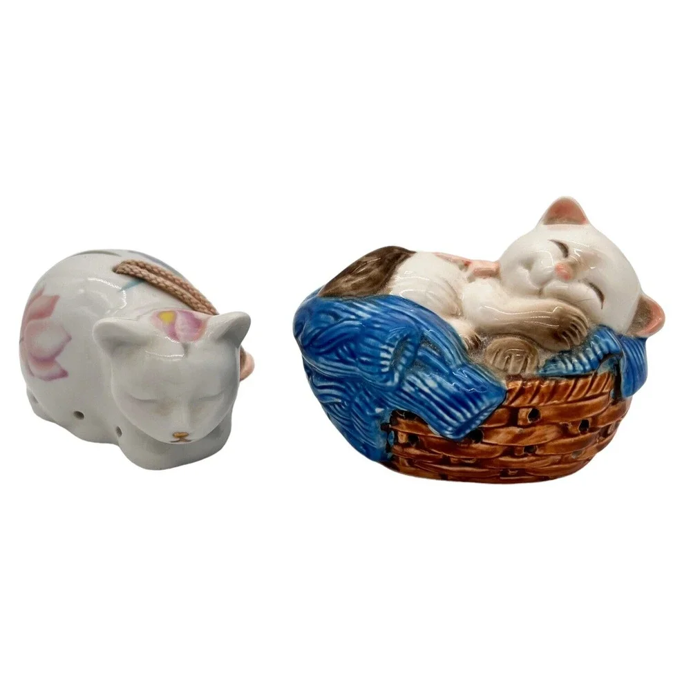 VTG 80s Avon Potpourri Holders Room Deodorizers Pair Kittens Porcelain Japan